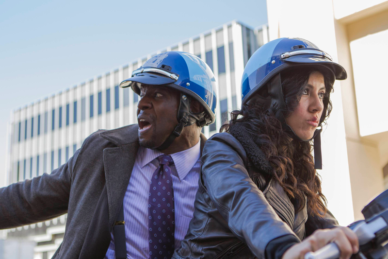 Illustration for article titled Brooklyn Nine-Nine grabs November sweeps by the lady parts and delivers